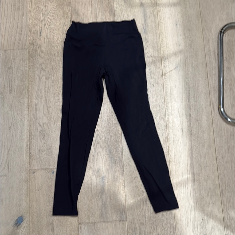 Women’s  Oysho Black workout Leggings small